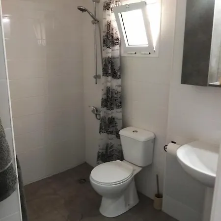 1-bed Sleeps 2 Sunbeds & Towels